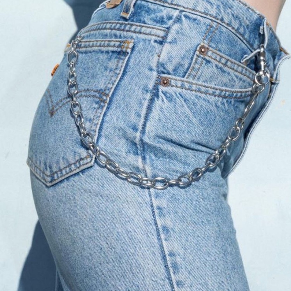 Chain - Picture 2 of 3
